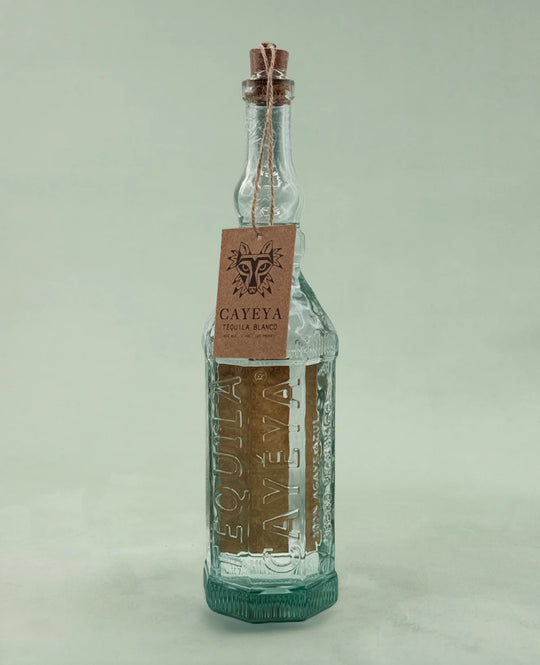 Cayeya, Blanco